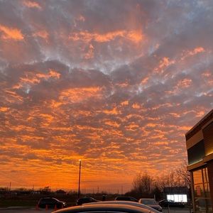 Meet your Posher, Marissa